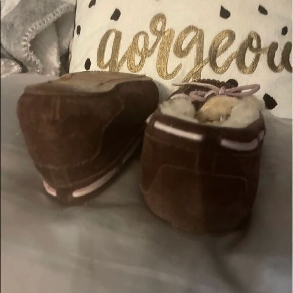 Ugg Australia shearling fur lined moccasin slippers Dakota pink brown guc sz 7 - Picture 3 of 8